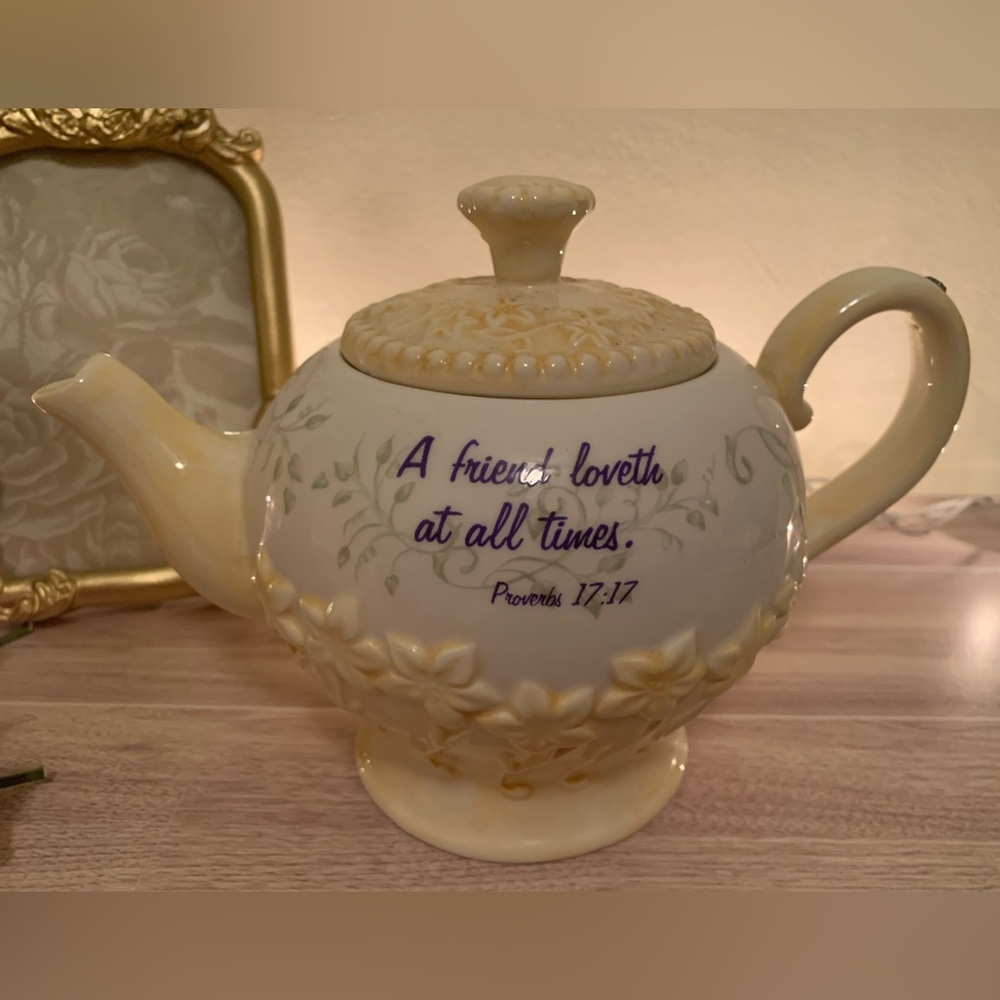 Cottagecore Teapot with Scripture - Picture 2 of 8